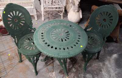 PATIO SETTING