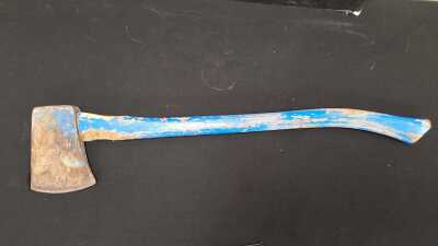 PHANTOM AXE