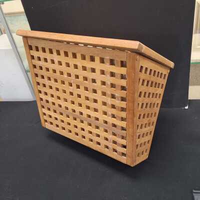 LAUNDRY HAMPER