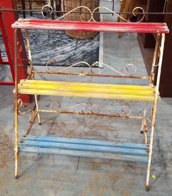 PLANT STAND
