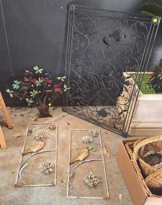 WALL DECOR LOT