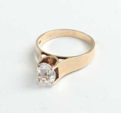 GOLD RING