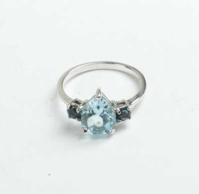 SILVER RING