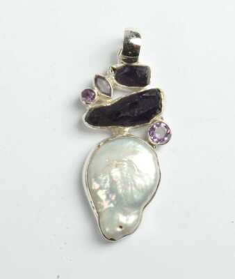 SILVER PENDANT