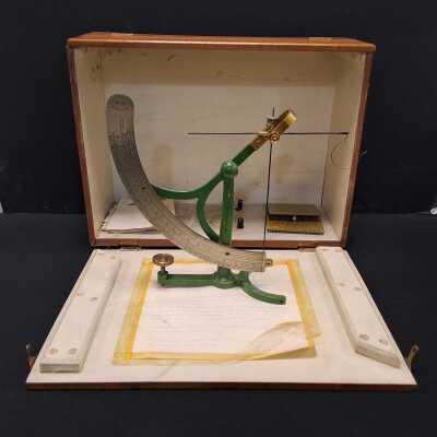 CLOTH BALANCE SCALES