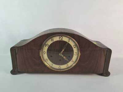 MANTLE CLOCK