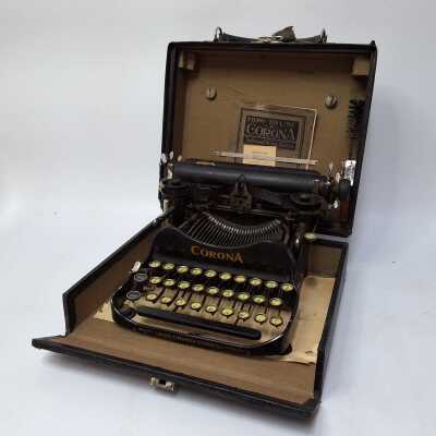 TYPEWRITER