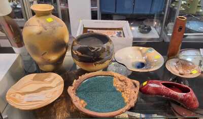 STUDIO POTTERY