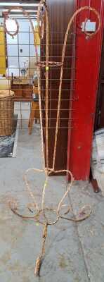 VINTAGE PLANTER STAND