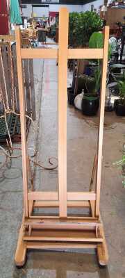 ARTIST EASEL
