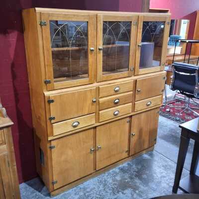 KITCHEN DRESSER