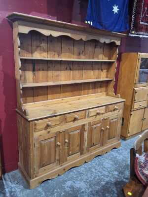 KITCHEN DRESSER