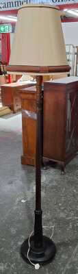 STANDING LAMP