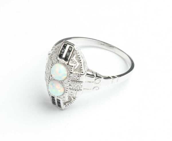 SILVER RING