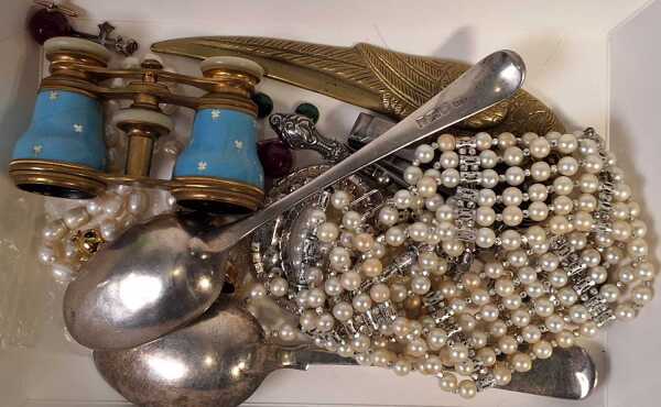 JEWELLERY