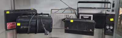 VINTAGE RADIOS