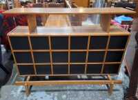 TEAK BAR