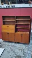 WALL UNIT