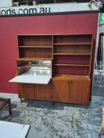 WALL UNIT - 2