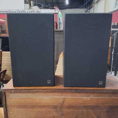 STEREO SPEAKERS