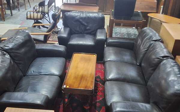 LOUNGE SUITE