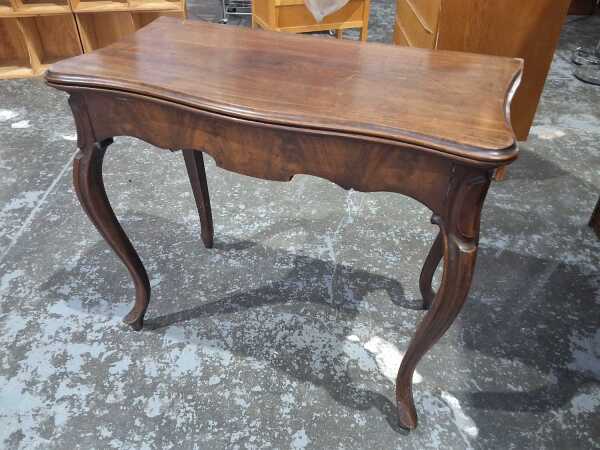 GAMES TABLE