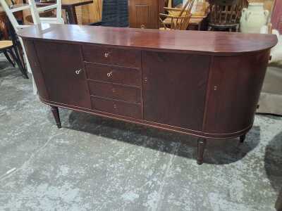 SIDEBOARD