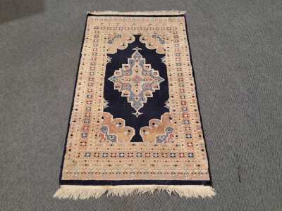 HALL RUG
