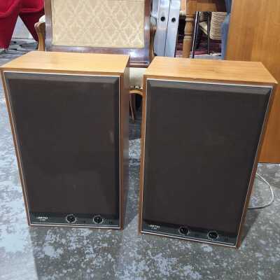 Stereo Speakers
