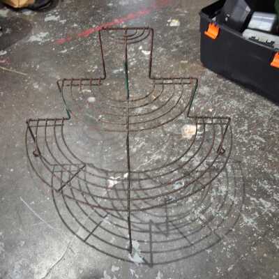 PLANTER STAND