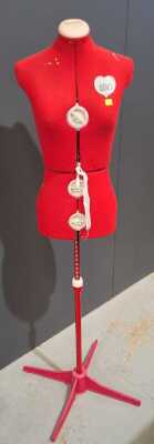 DRESSMAKERS MANNEQUIN