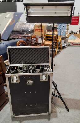 Professional Fluorescent Lighting Lot