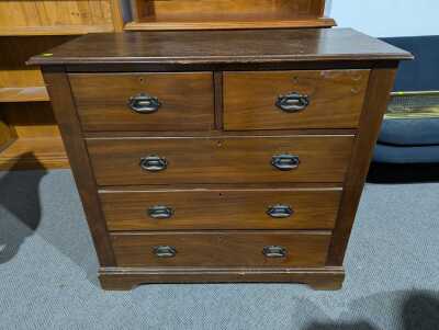 CHEST OF DRAWERS