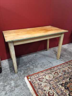 KITCHEN TABLE