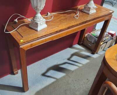 Hall Console