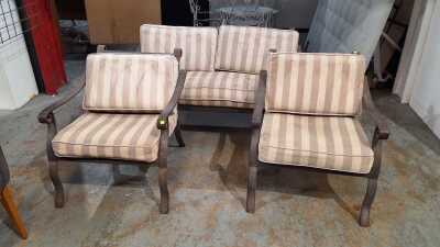 Outdoor Lounge