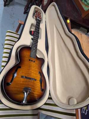 GUITAR