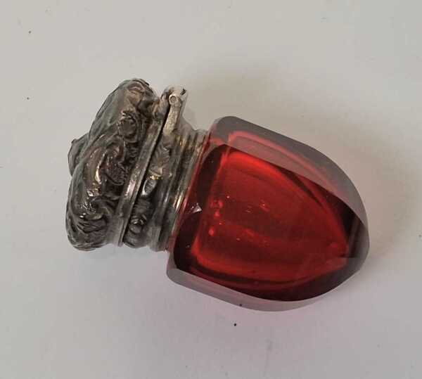 SCENT BOTTLE