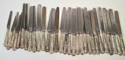 KNIVES