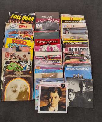 M8XED VINYLS