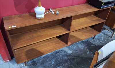 5 · BOOKSHELF