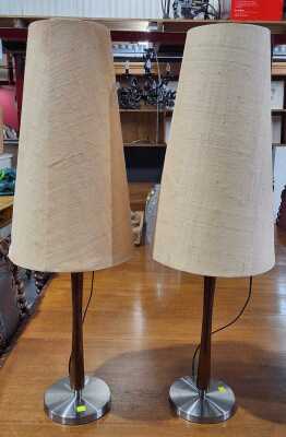 11 · TABLE LAMPS
