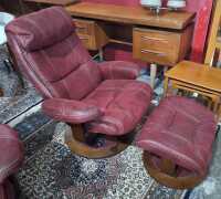 RECLINER AND STOOL