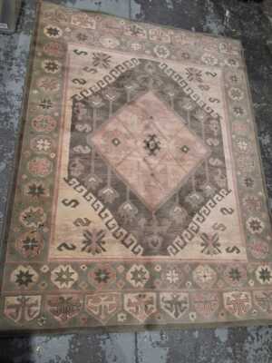 25 · RUG
