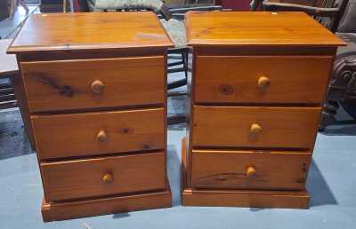 62 · BEDSIDE TABLES