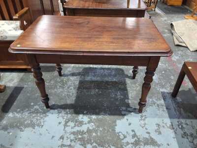 Kitchen Table