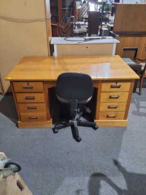Desk