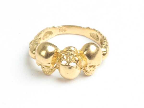 GOLD RING