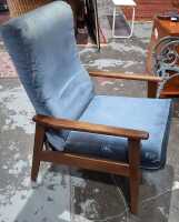 ARM CHAIR