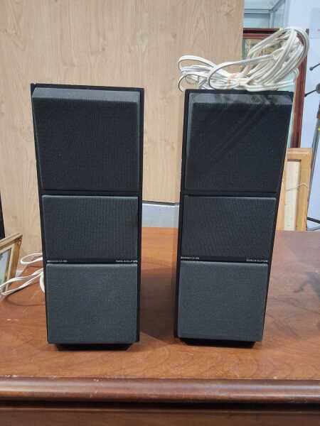 STEREO SPEAKERS